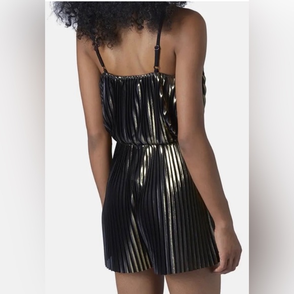TopShop Black & Gold Accordion Pleat Romper. - Picture 5 of 8